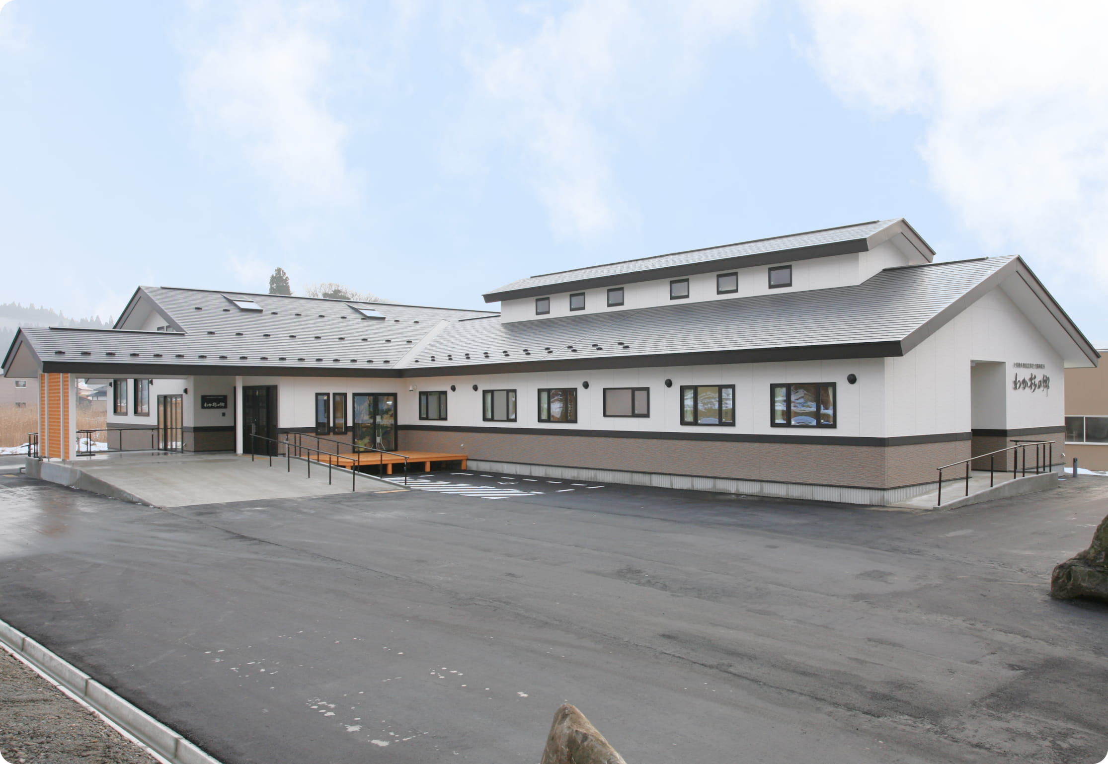 わか杉の郷外観の写真